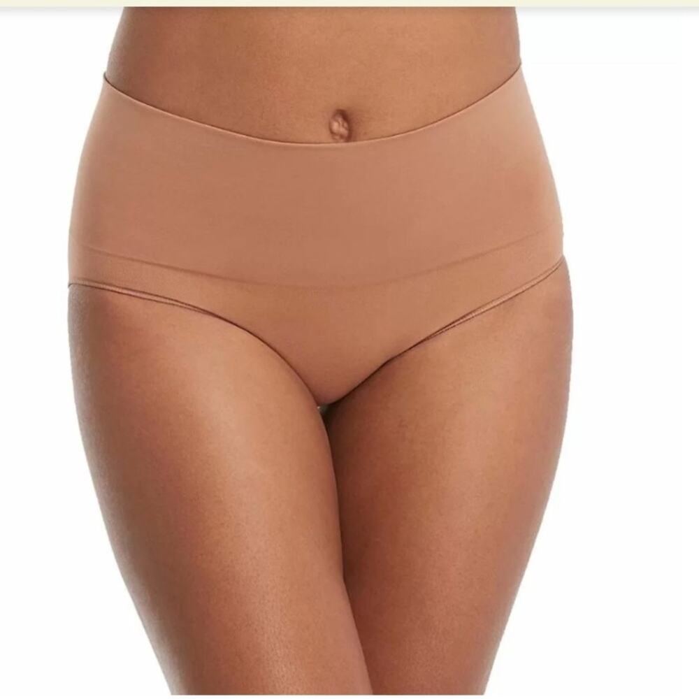 SPANX High-Waisted Ecocare Seamless Shaping Brief. Cafe Au Lait.‎ Size Medium